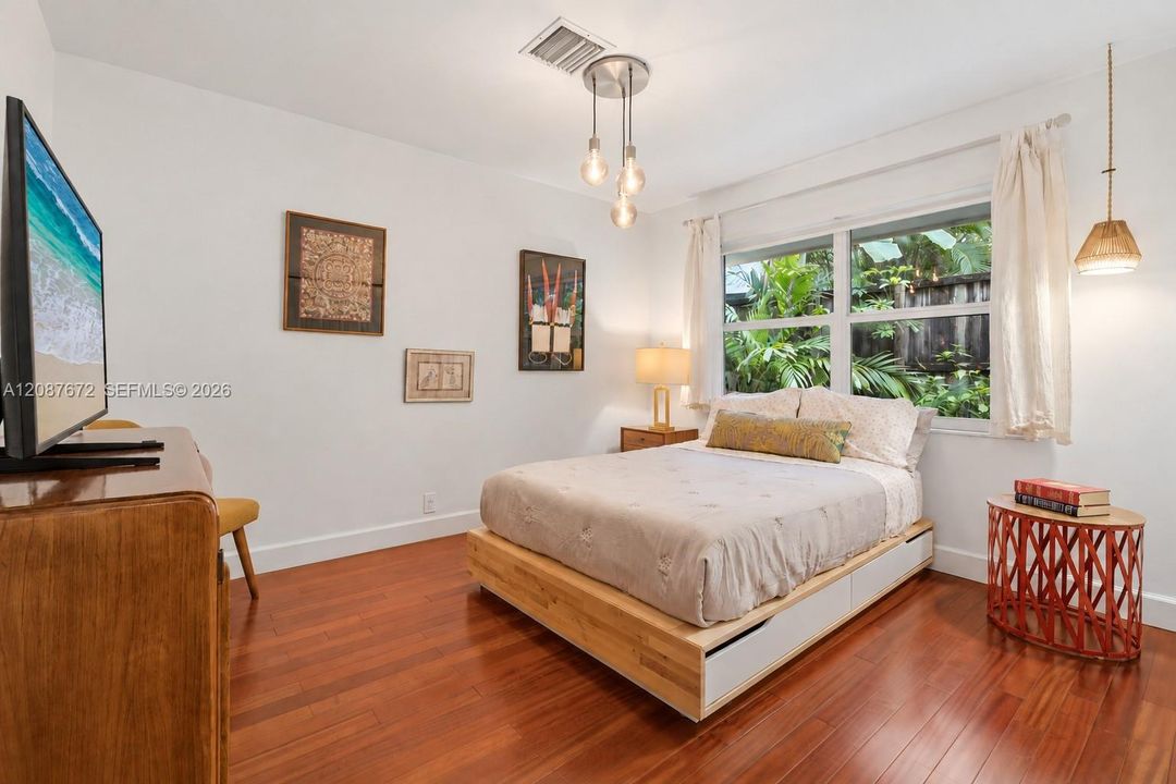 En Venta: $3,100,000 (3 camas, 2 baños, 1583 Pies cuadrados)