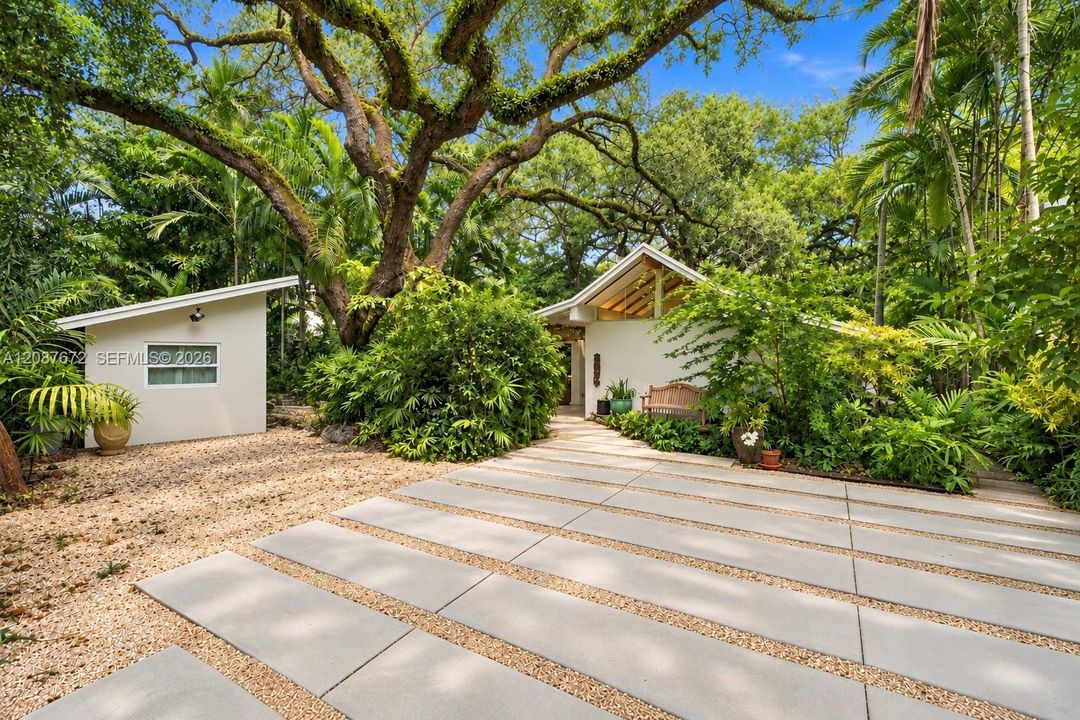 En Venta: $3,100,000 (3 camas, 2 baños, 1583 Pies cuadrados)