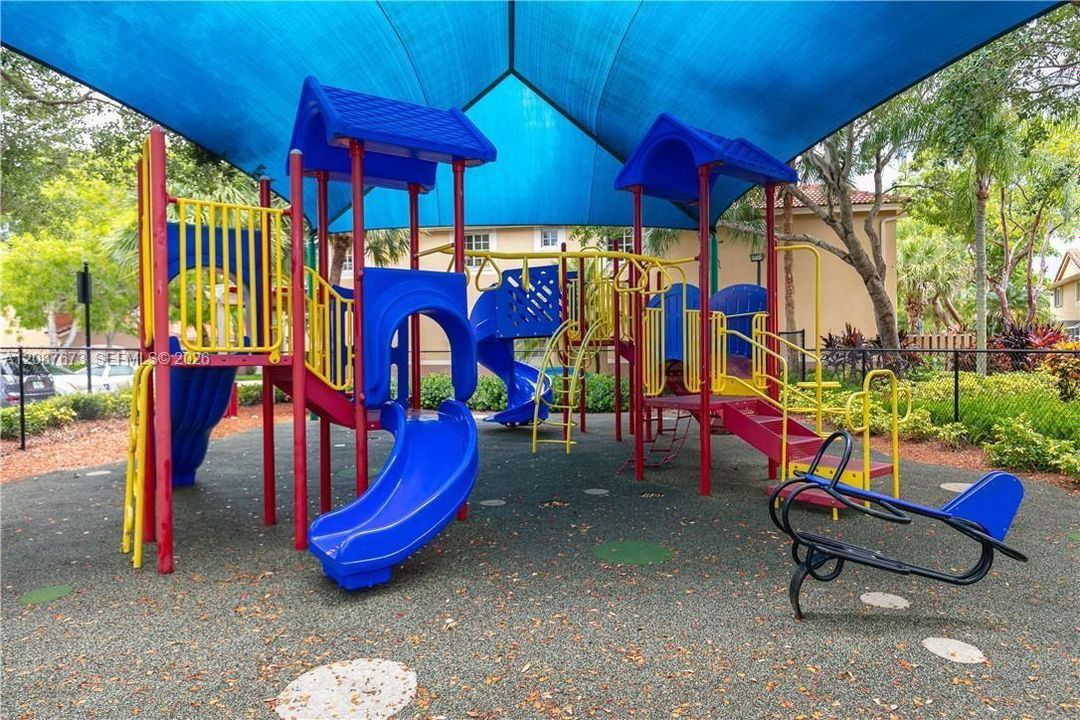 En Renta: $3,350 (3 camas, 2 baños, 1443 Pies cuadrados)