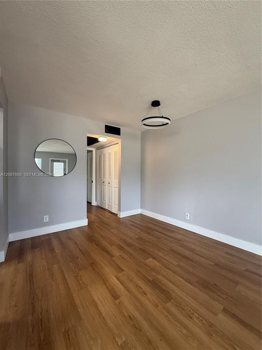En Venta: $127,000 (1 camas, 1 baños, 702 Pies cuadrados)