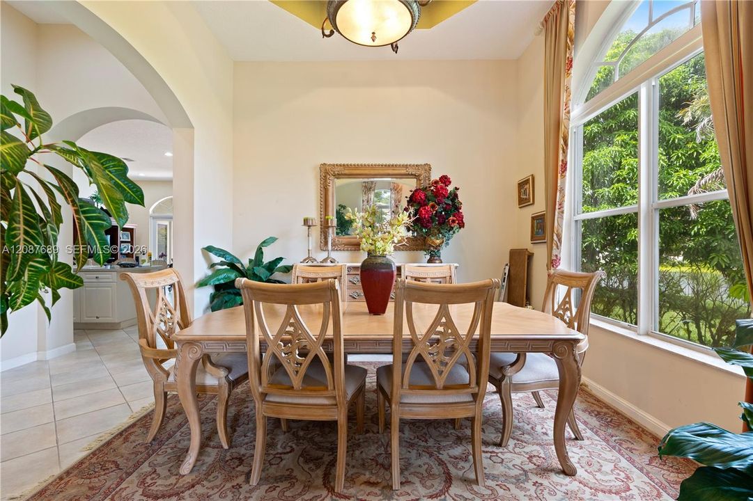 For Rent: $4,250 (4 beds, 3 baths, 2602 Square Feet)