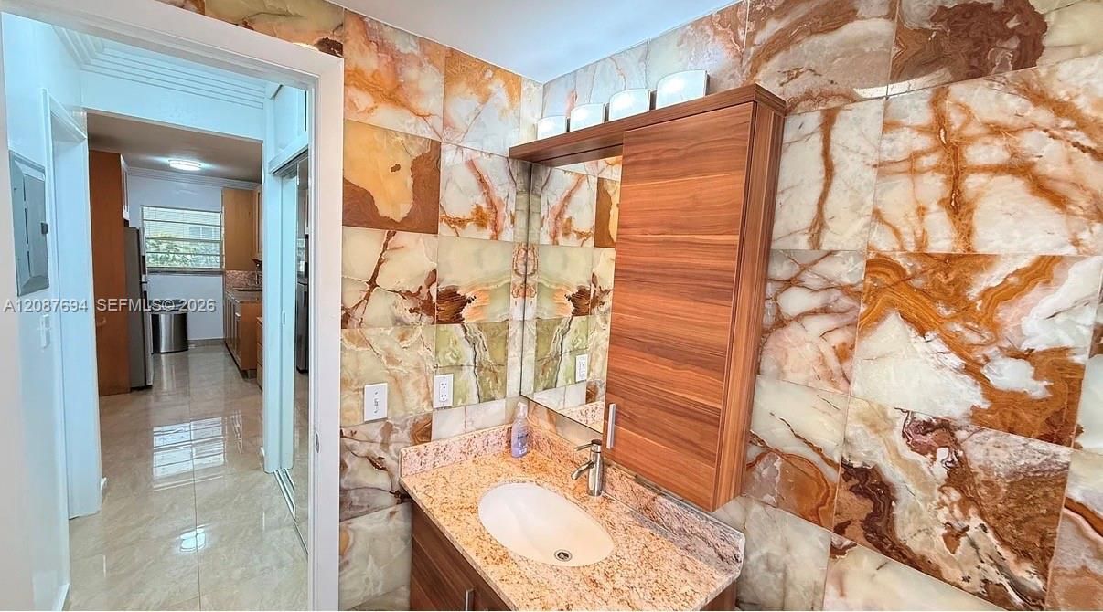 В аренду: $2,149 (1 спален, 1 ванн, 560 Квадратных фут)