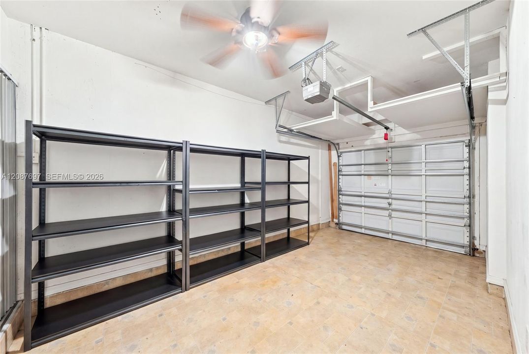 For Rent: $3,500 (4 beds, 3 baths, 1985 Square Feet)