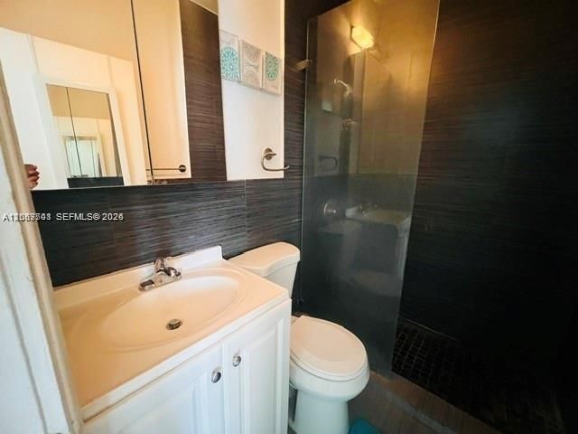 En Venta: $175,000 (0 camas, 1 baños, 491 Pies cuadrados)