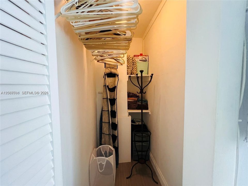 En Venta: $175,000 (0 camas, 1 baños, 491 Pies cuadrados)