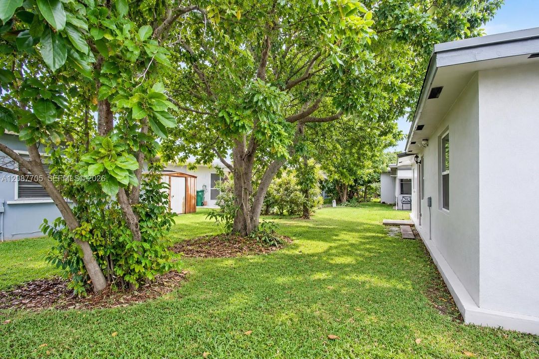 En Venta: $465,000 (3 camas, 2 baños, 1617 Pies cuadrados)