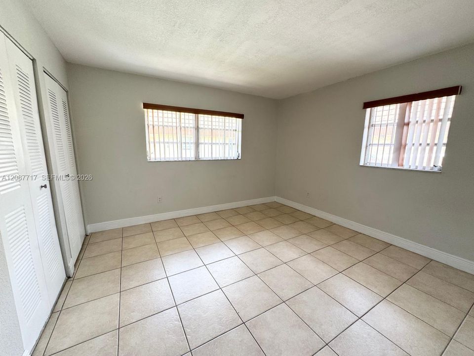 En Venta: $249,000 (2 camas, 2 baños, 1140 Pies cuadrados)