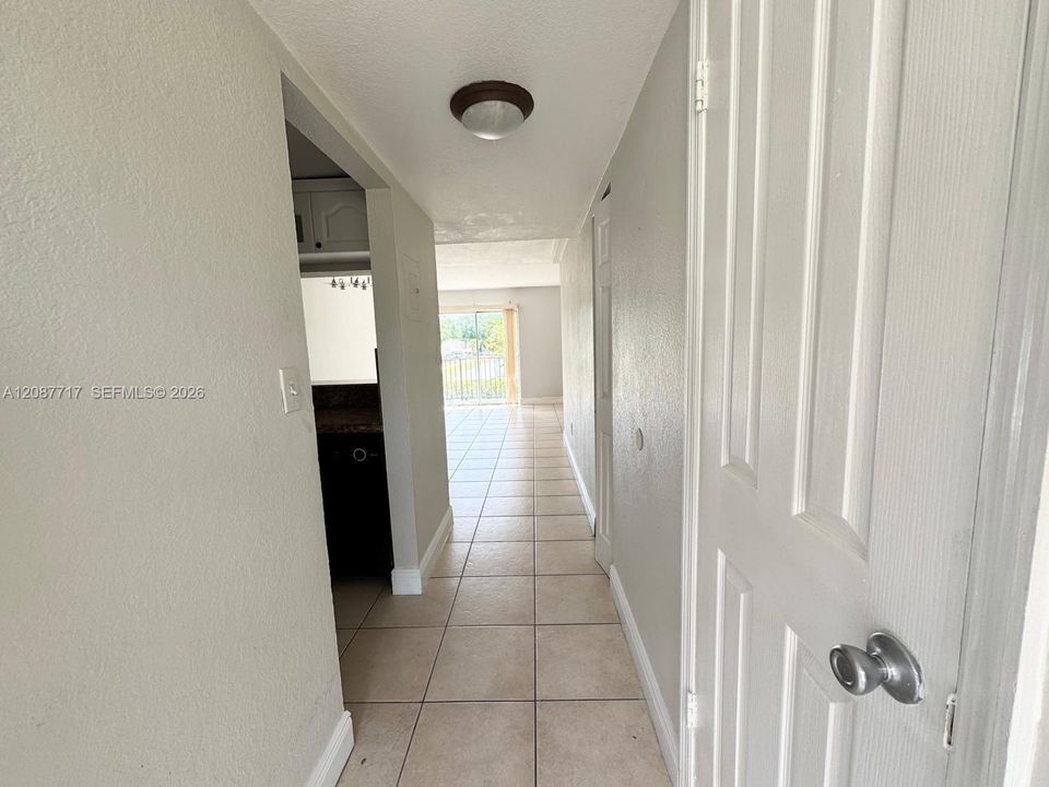 En Venta: $249,000 (2 camas, 2 baños, 1140 Pies cuadrados)