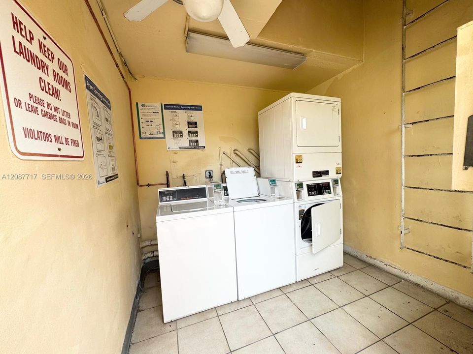 En Venta: $249,000 (2 camas, 2 baños, 1140 Pies cuadrados)