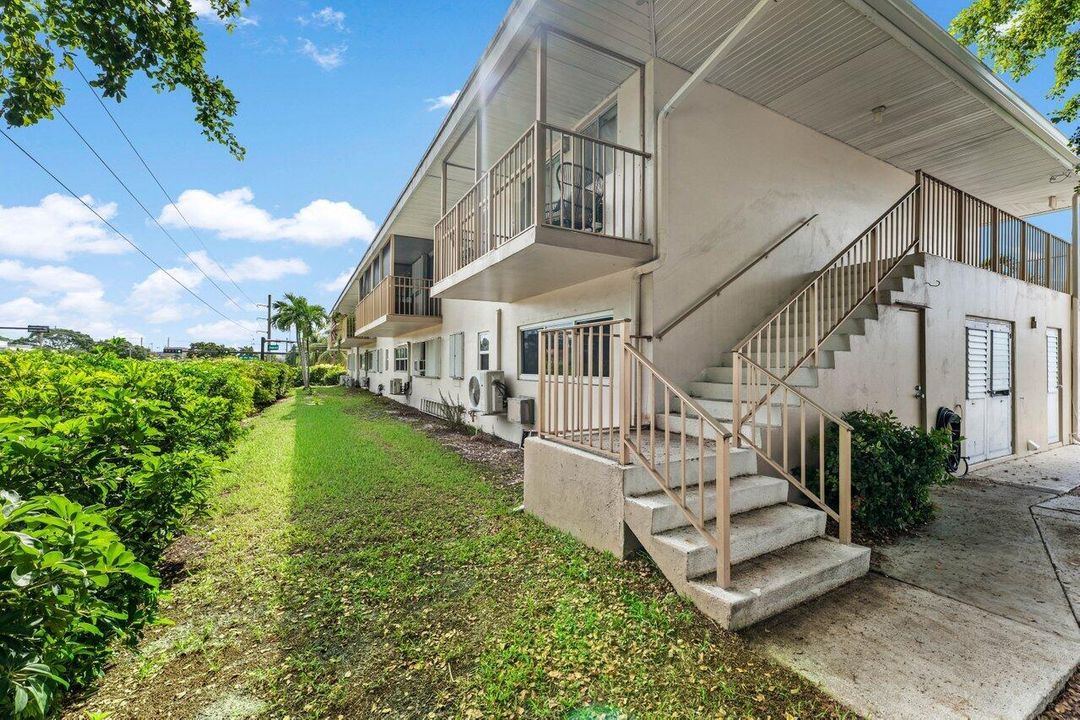 008-11Southwest4thAvenue-6-BocaRaton-FL-