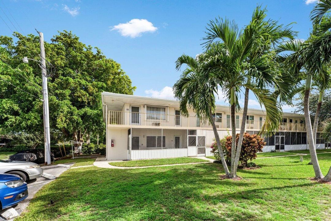 004-11Southwest4thAvenue-6-BocaRaton-FL-