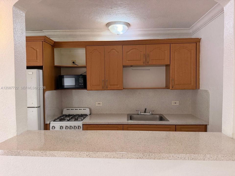 For Rent: $1,542 (1 beds, 1 baths, 494 Square Feet)