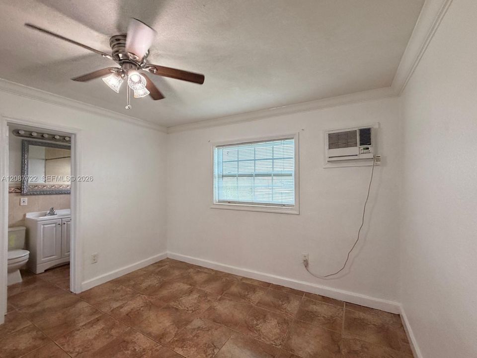 For Rent: $1,542 (1 beds, 1 baths, 494 Square Feet)