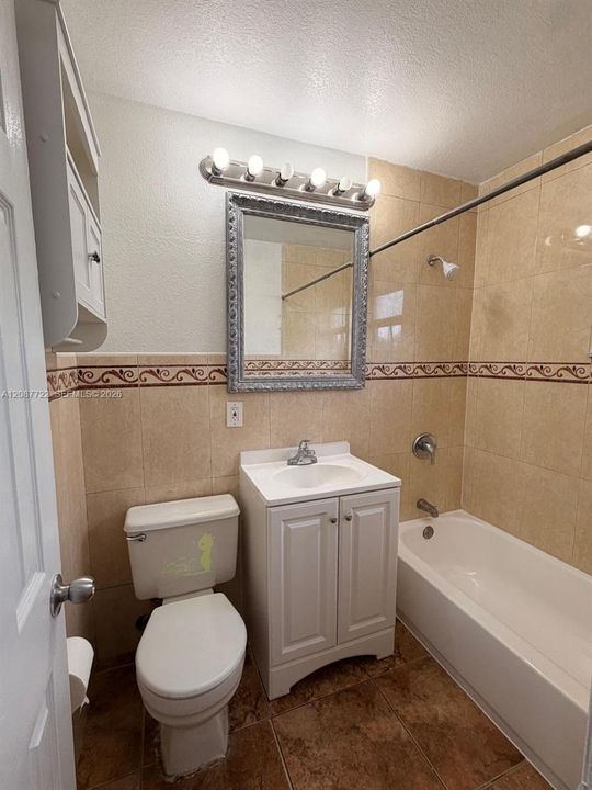For Rent: $1,542 (1 beds, 1 baths, 494 Square Feet)