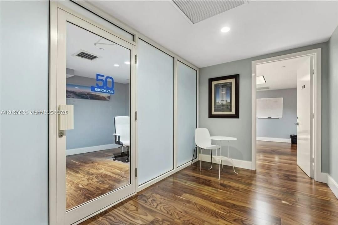 En Renta: $4,600 (3 camas, 2 baños, 1322 Pies cuadrados)