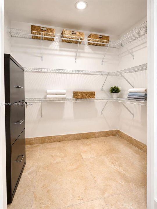 En Renta: $4,600 (3 camas, 2 baños, 1322 Pies cuadrados)