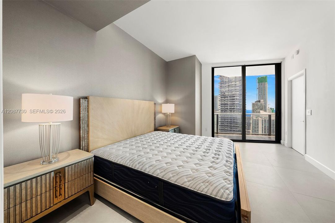For Rent: $13,000 (3 beds, 4 baths, 1613 Square Feet)