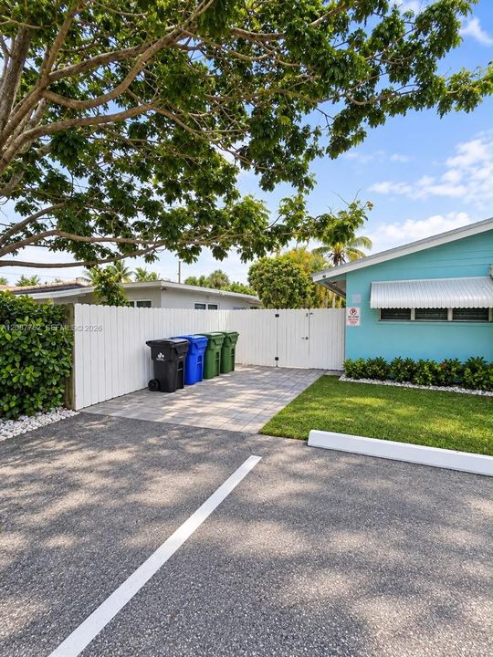 For Sale: $800,000 (0 beds, 0 baths, 1892 Square Feet)