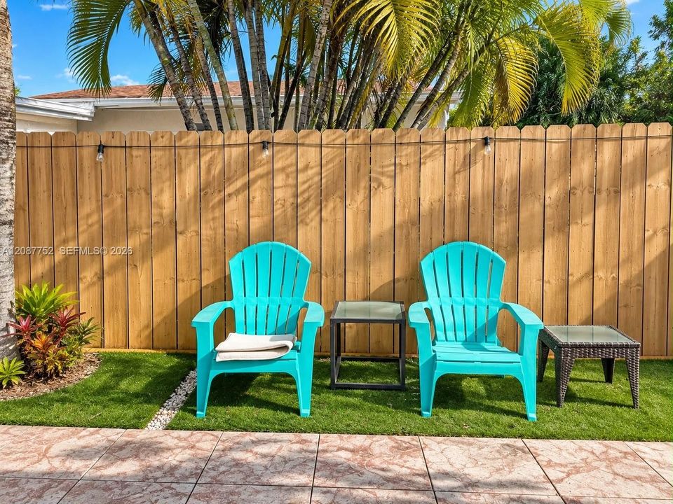 For Sale: $800,000 (0 beds, 0 baths, 1892 Square Feet)