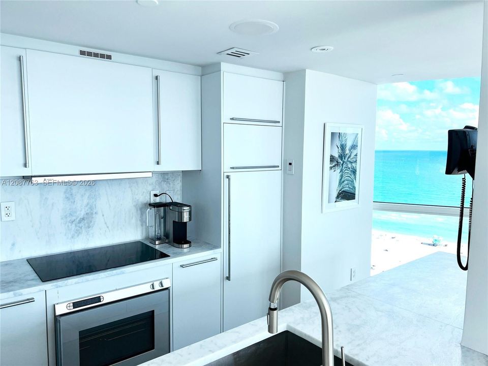 For Rent: $45,000 (2 beds, 2 baths, 1242 Square Feet)