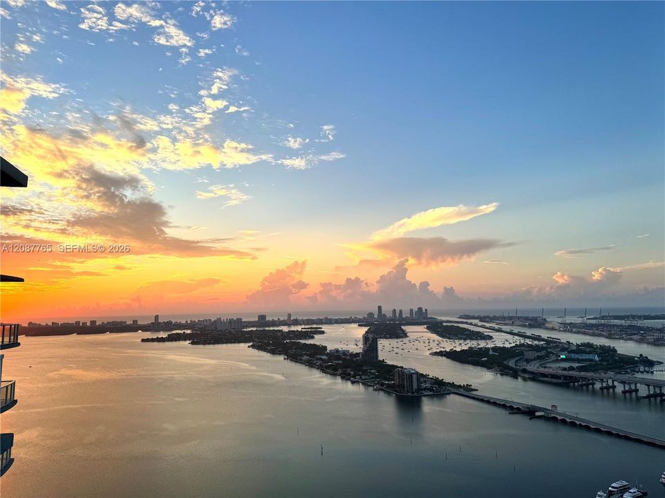 待售: $859,000 (2 贝兹, 2 浴室, 1380 平方英尺)