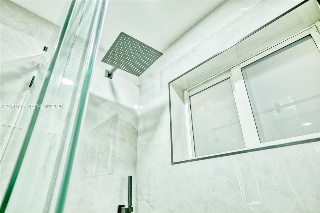 For Sale: $539,900 (3 beds, 1 baths, 1080 Square Feet)