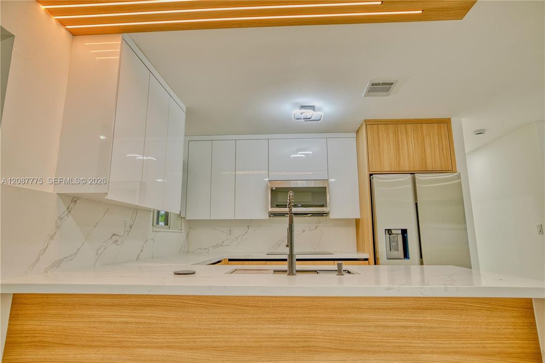 For Sale: $539,900 (3 beds, 1 baths, 1080 Square Feet)