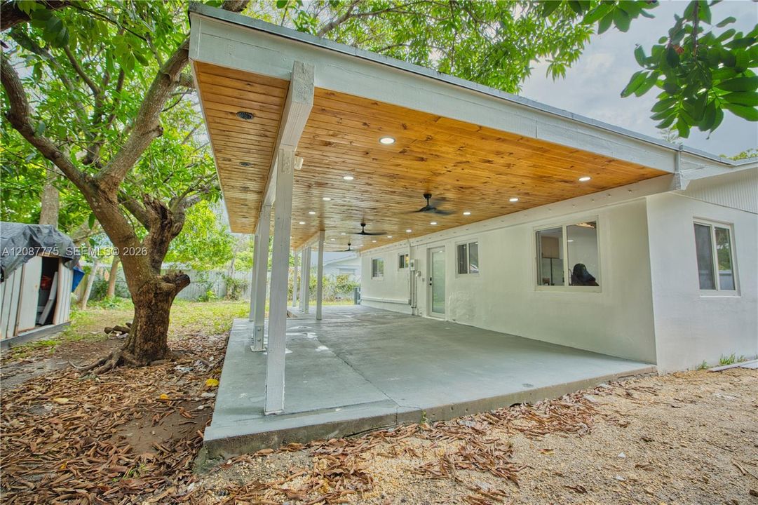 For Sale: $539,900 (3 beds, 1 baths, 1080 Square Feet)