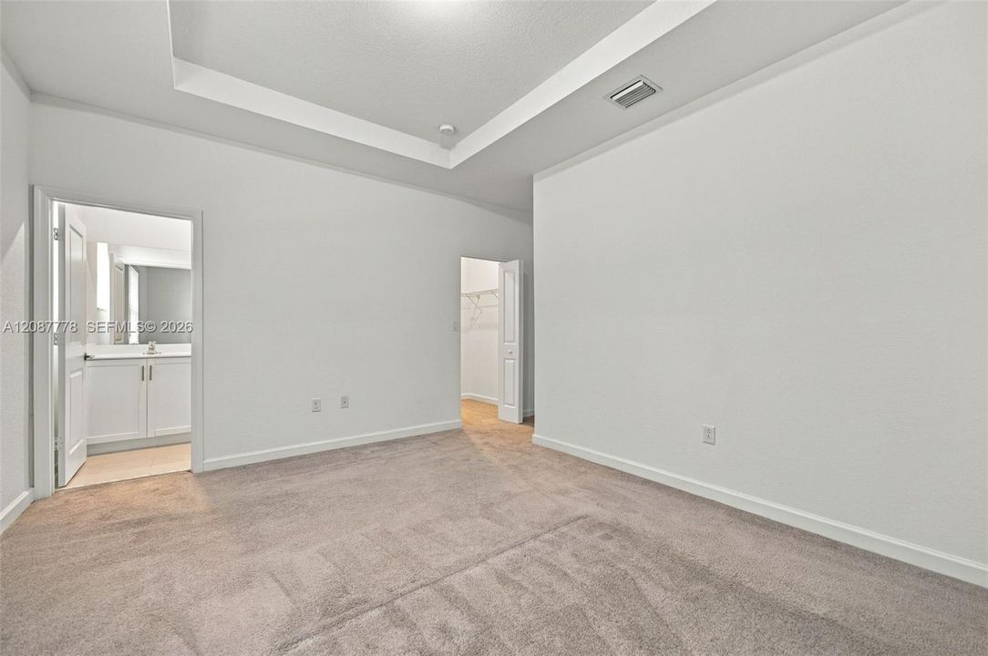 En Venta: $329,000 (3 camas, 2 baños, 1436 Pies cuadrados)
