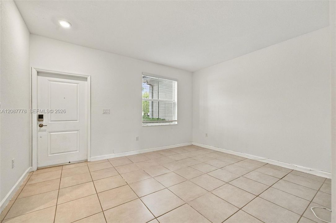 En Venta: $329,000 (3 camas, 2 baños, 1436 Pies cuadrados)