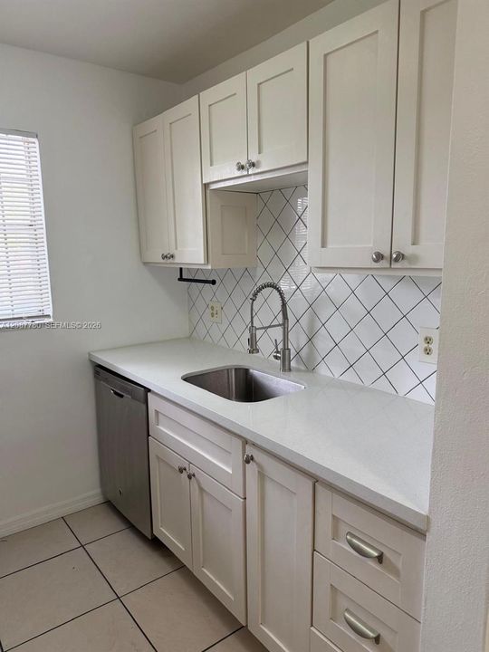For Rent: $1,625 (1 beds, 1 baths, 0 Square Feet)