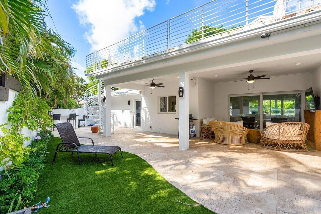 040-6130RidgeLane-OceanRidge-FL-33435-SM