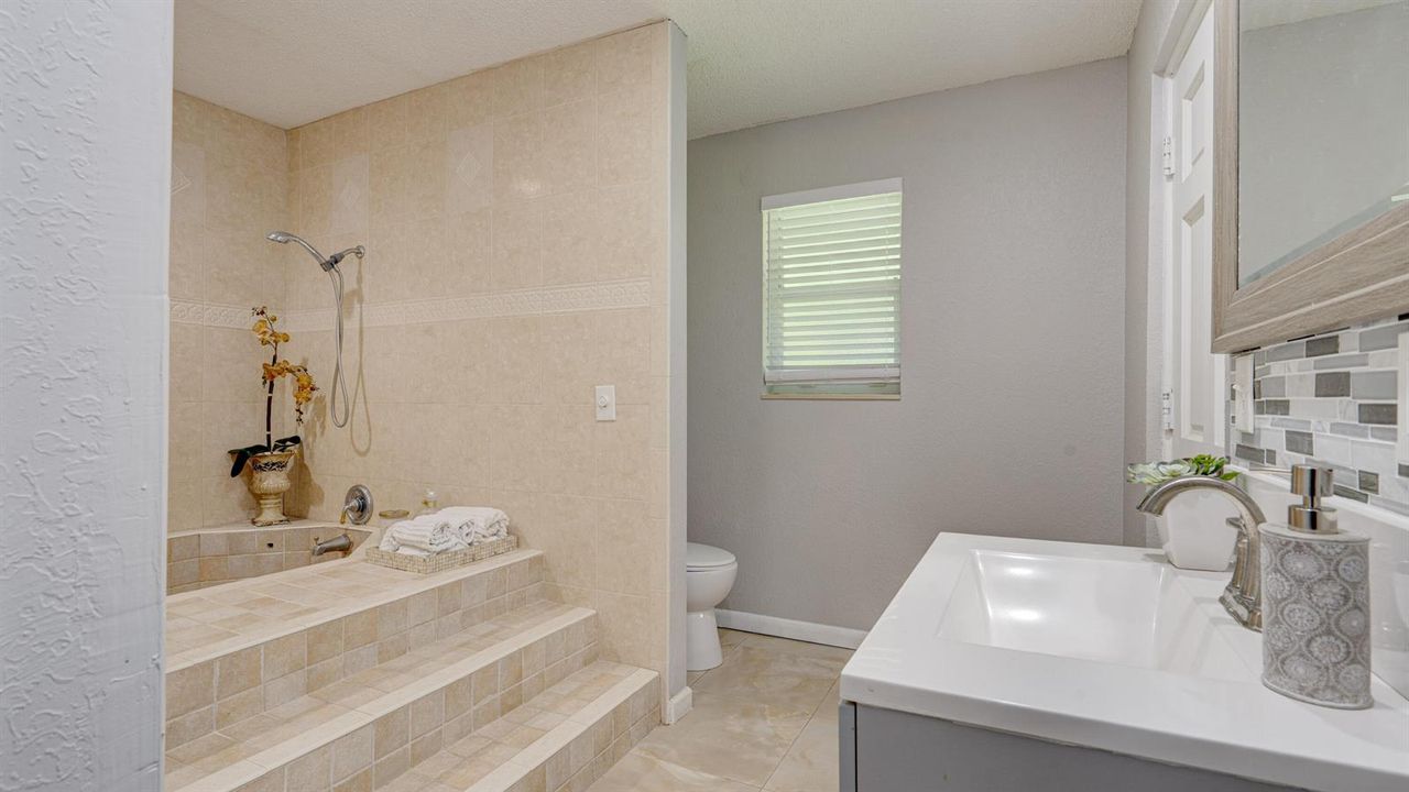 1616_E_Rd_Loxahatchee_FL_susamma-100