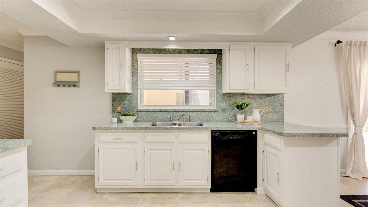1616_E_Rd_Loxahatchee_FL_susamma-82
