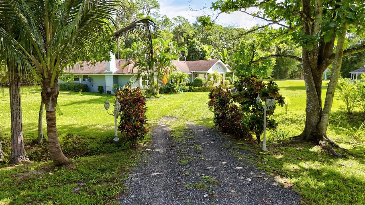 1616_E_Rd_Loxahatchee_FL_susamma-25