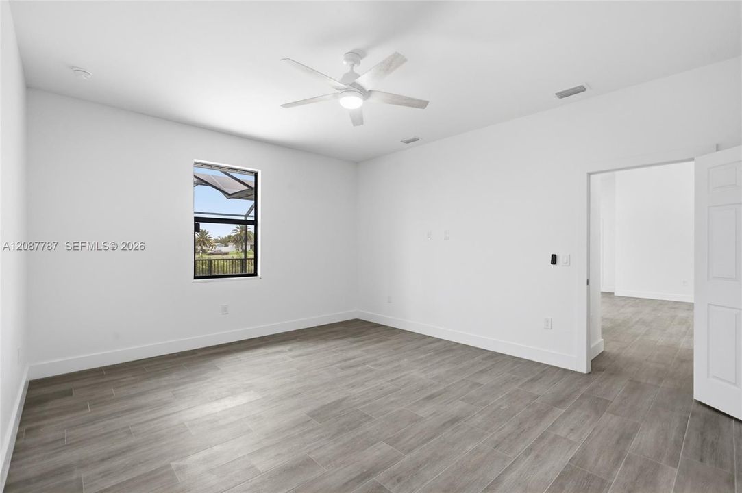 En Venta: $430,000 (4 camas, 2 baños, 0 Pies cuadrados)