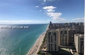 For Rent: $3,600 (1 beds, 1 baths, 811 Square Feet)