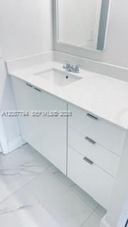 For Rent: $2,350 (1 beds, 1 baths, 950 Square Feet)