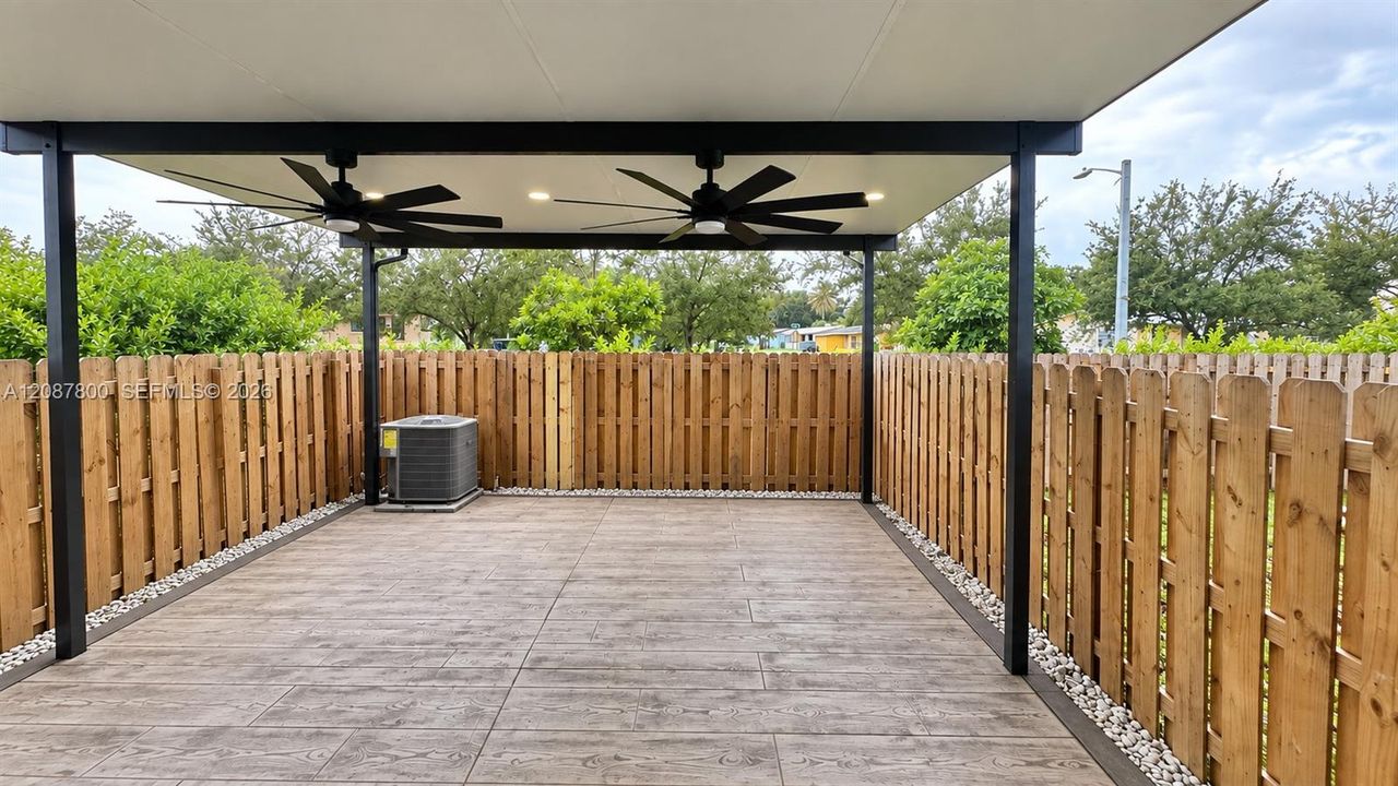 For Rent: $3,250 (3 beds, 3 baths, 1328 Square Feet)