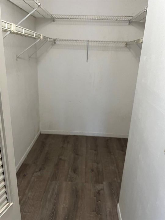 627 SEA PINE WAY - WALK IN CLOSET