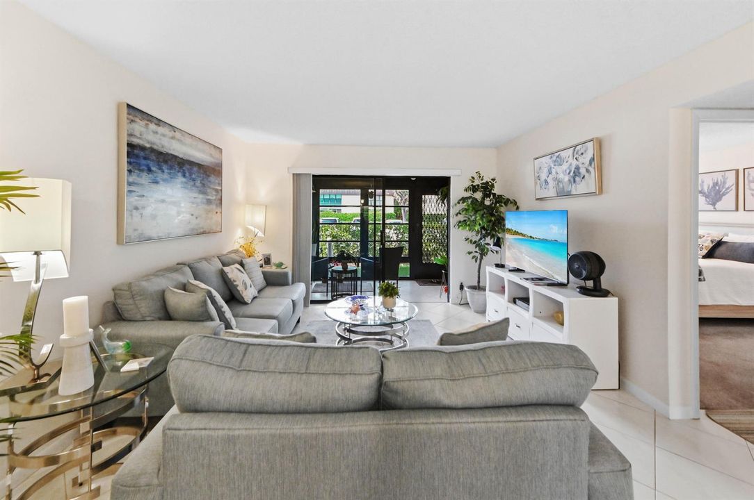 16 Living room 02