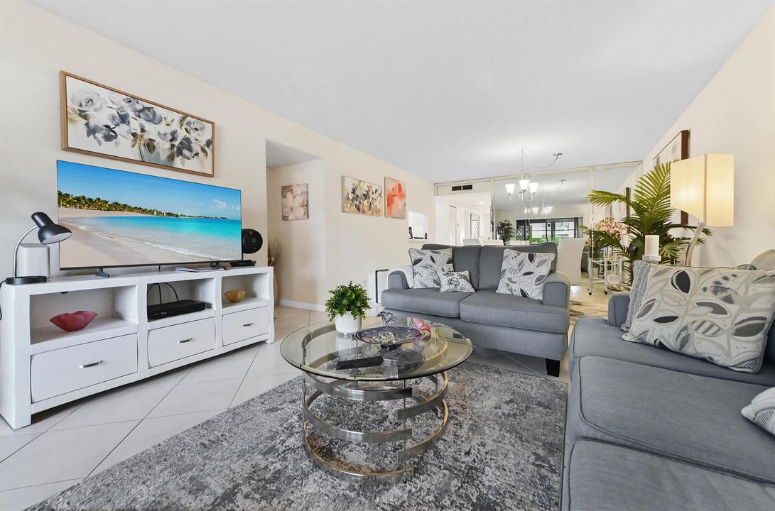 19 Living room 05
