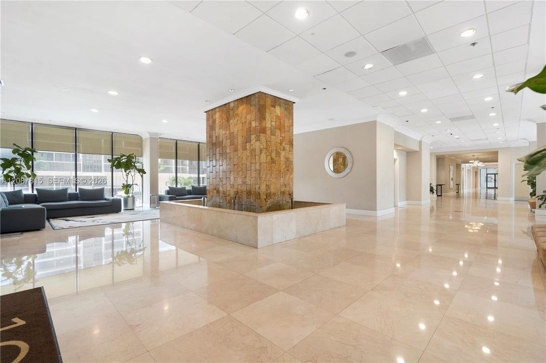 For Sale: $445,000 (1 beds, 1 baths, 1064 Square Feet)