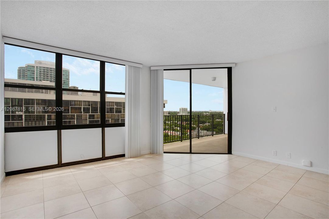 For Sale: $445,000 (1 beds, 1 baths, 1064 Square Feet)