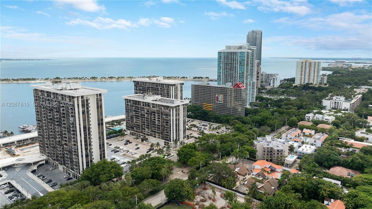 For Sale: $445,000 (1 beds, 1 baths, 1064 Square Feet)