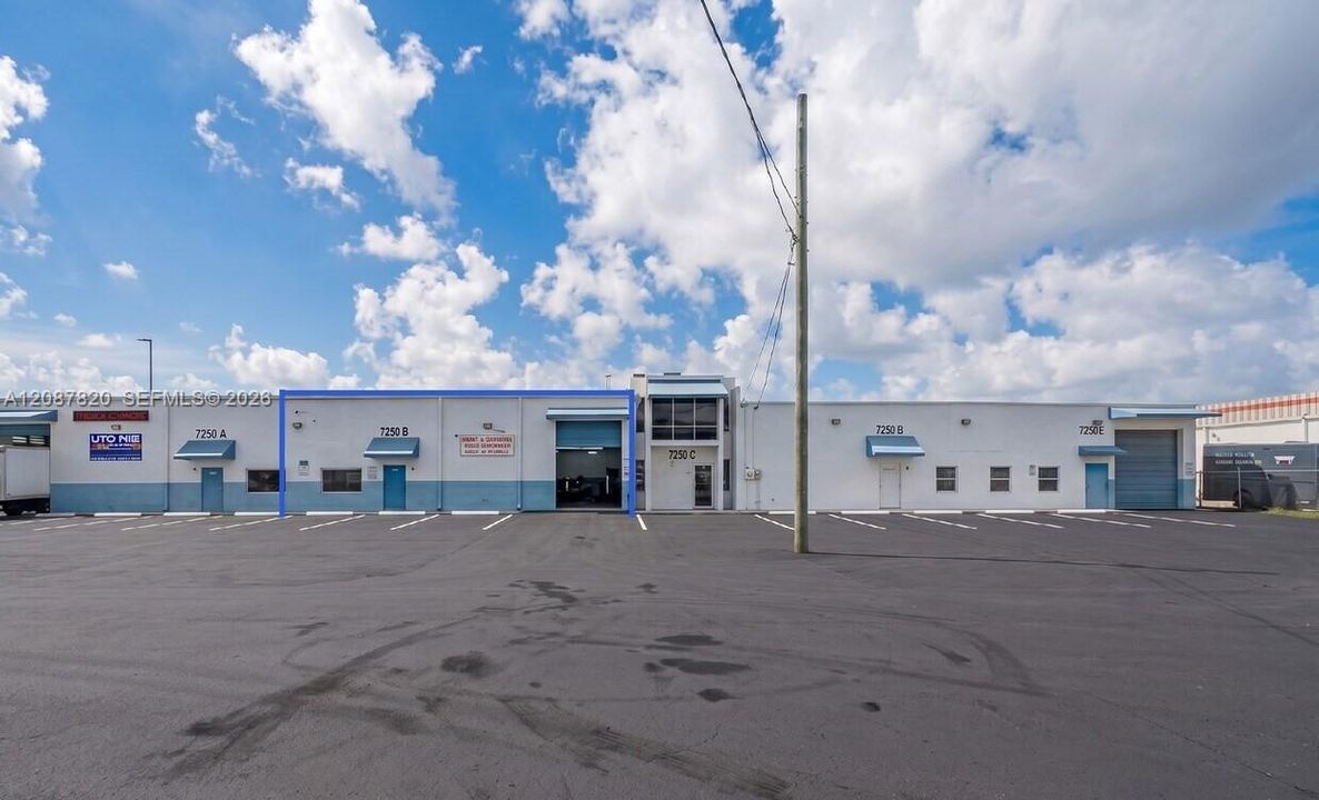 7250 NW 41st St, Miami, FL 33166-6709