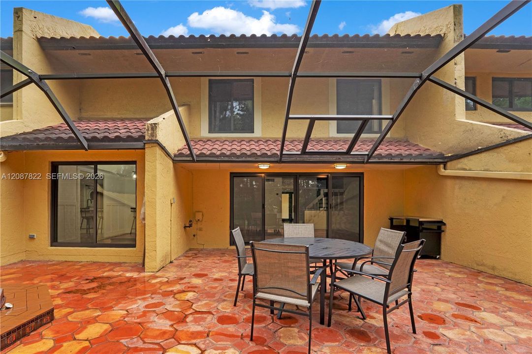 Active With Contract: $735,000 (3 beds, 2 baths, 2070 Square Feet)