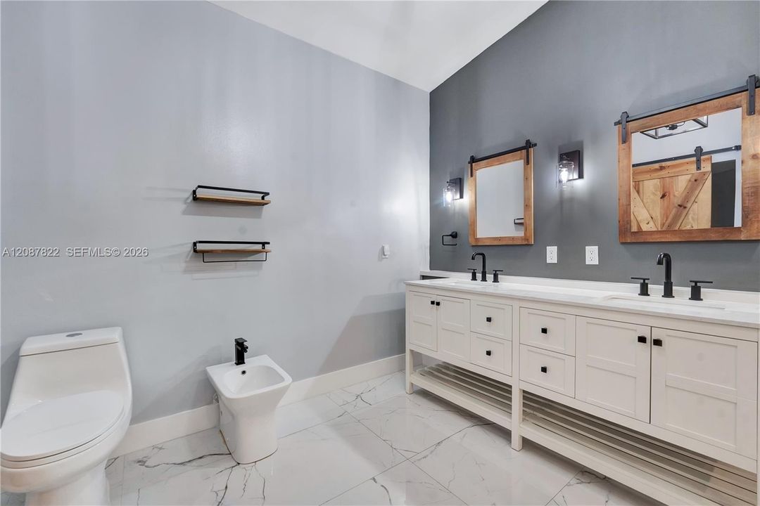 Active With Contract: $735,000 (3 beds, 2 baths, 2070 Square Feet)