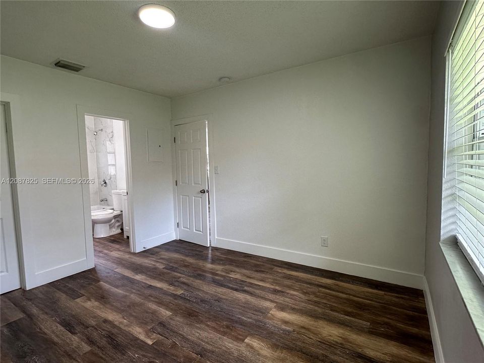 В аренду: $1,625 (1 спален, 1 ванн, 0 Квадратных фут)