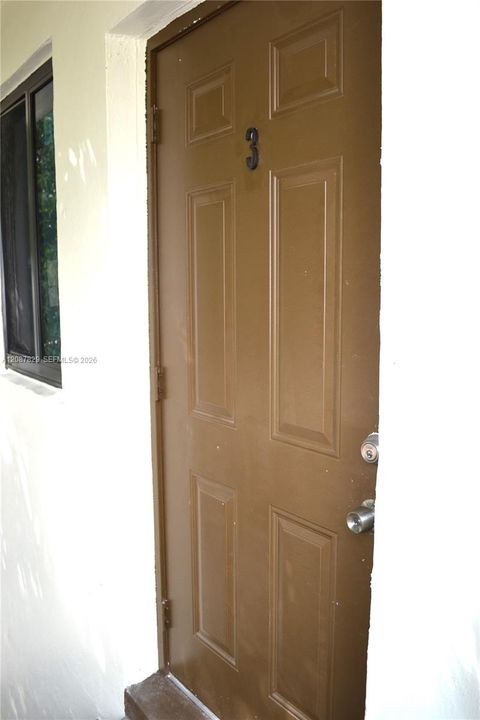 En Renta: $1,650 (1 camas, 1 baños, 4244 Pies cuadrados)